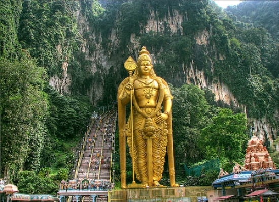 Đại lý bán vé máy bay đi Malaysia tại quận 2