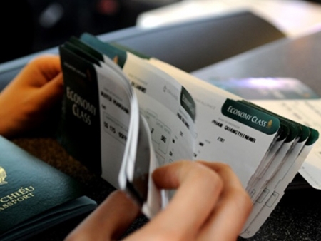 Giao vé máy bay miễn phí tại quận Phú Nhuận