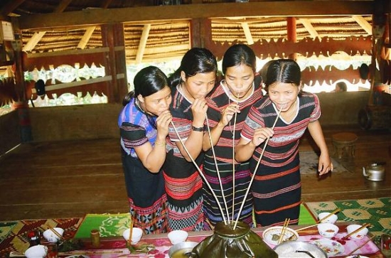 Đại lý vé máy bay tại A Lưới