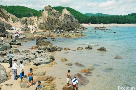 Vé máy bay Sài Gòn Đồng Hới khứ hồi giá rẻ