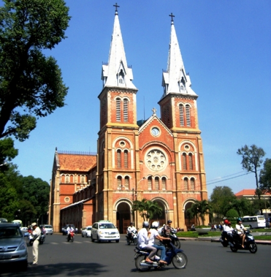 Vé máy bay đi TP.HCM giá rẻ