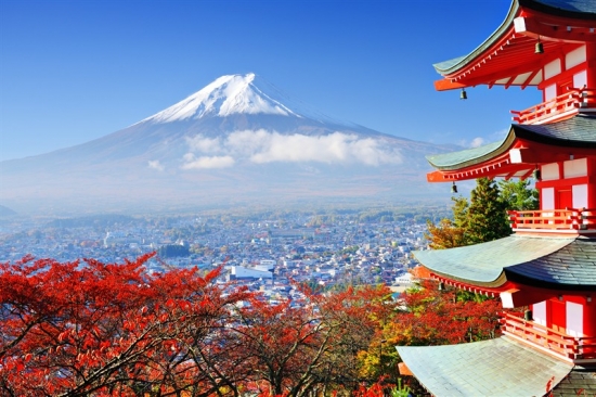 Thích thú khi tham gia lễ hội Setsubun, Tokyo, Nhật Bản