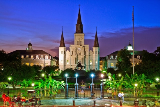 Vé máy bay Sài Gòn đi Saint Louis