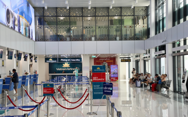 Khu vực trong sảnh sân bay Điện Biên