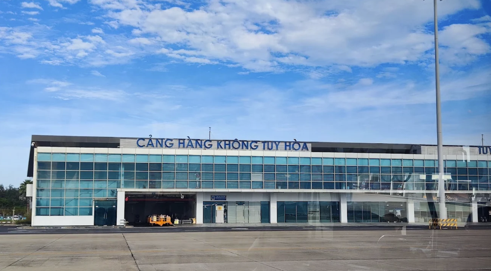 Sân bay Tuy Hòa điểm đến của chặng vé máy bay Long Thành đi Phú Yên